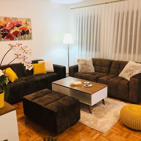 Apartment Golden Fields Smoljanac Eksteriør billede