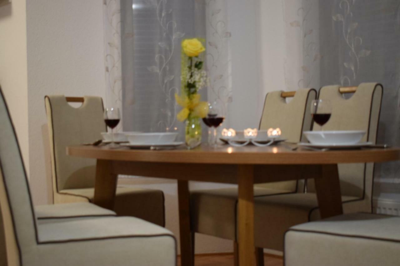 Apartment Golden Fields Smoljanac Eksteriør billede