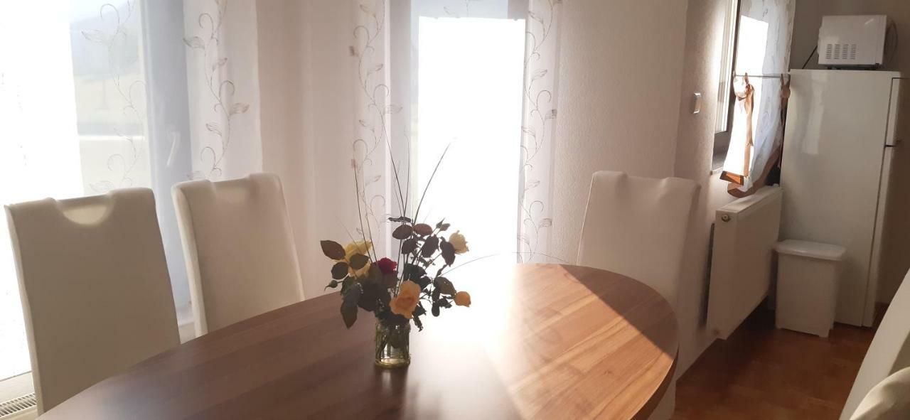 Apartment Golden Fields Smoljanac Eksteriør billede