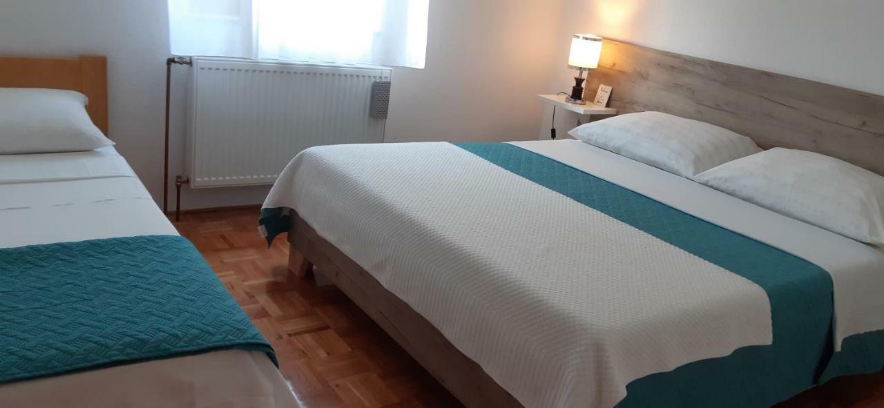 Apartment Golden Fields Smoljanac Eksteriør billede